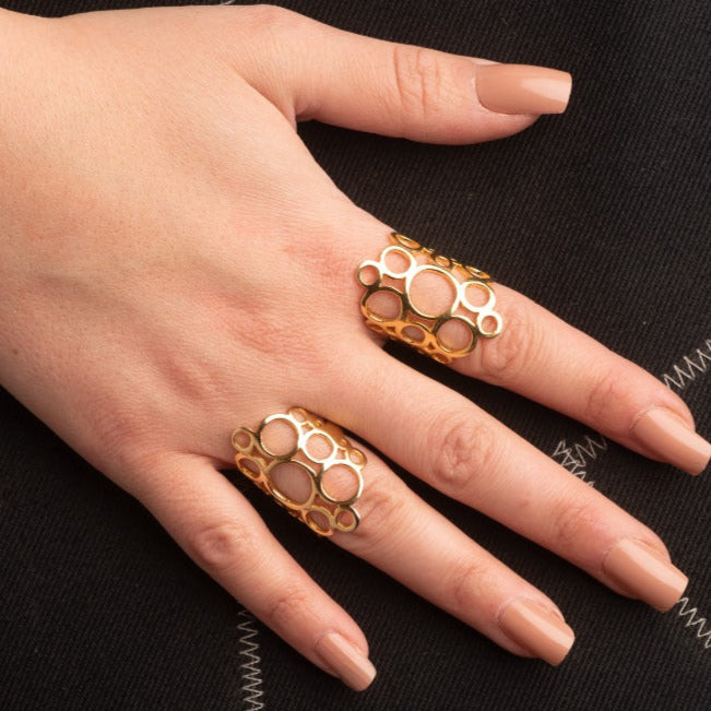 Circular Cascades Ring