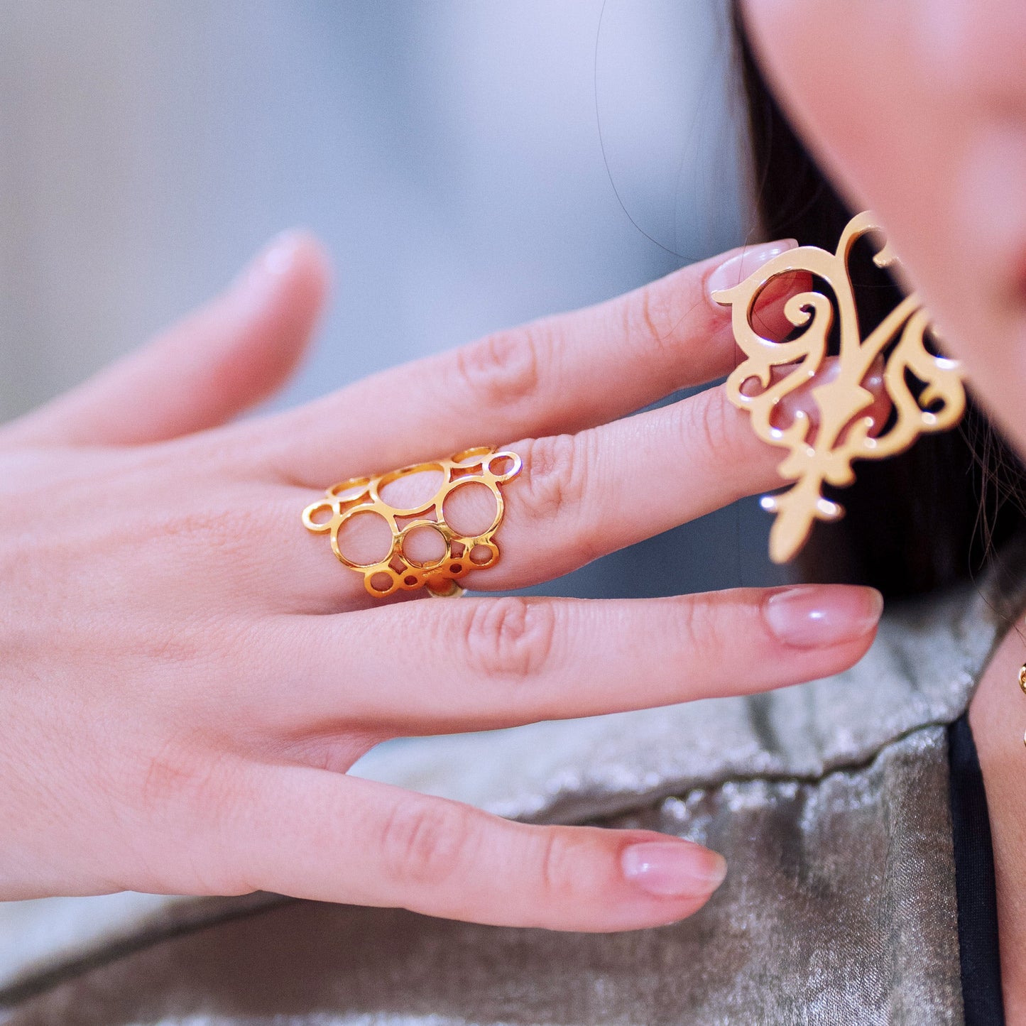 Circular Cascades Ring