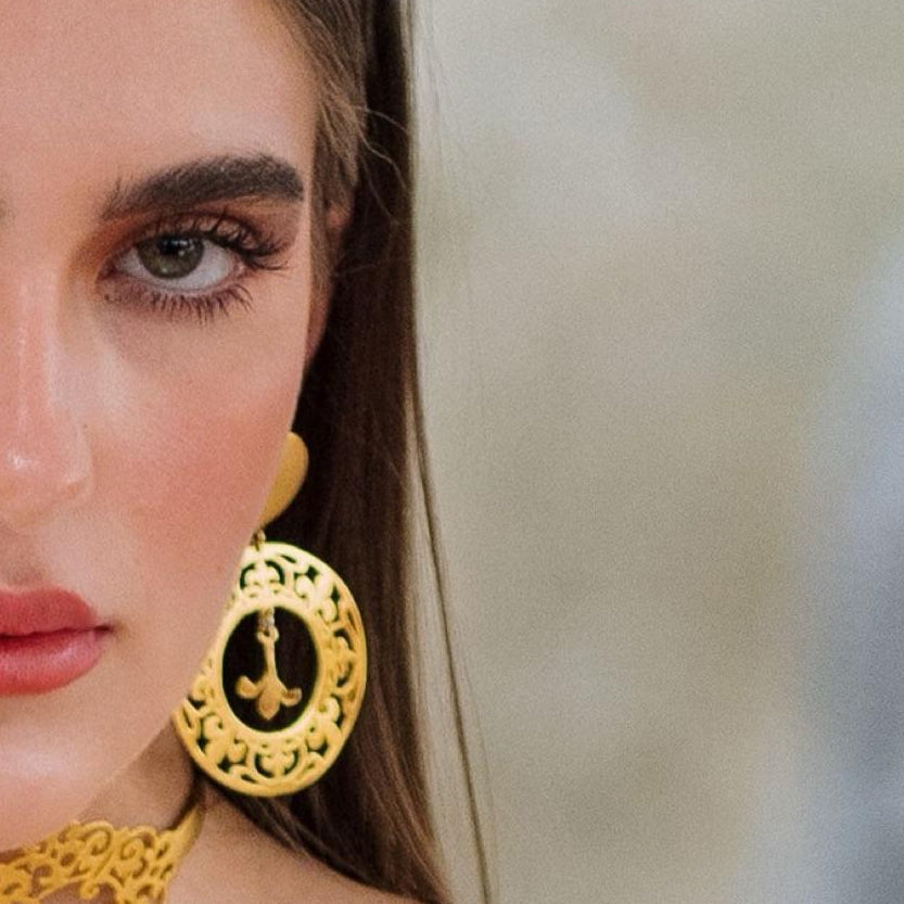 Golden Legacy Dangling Earrings