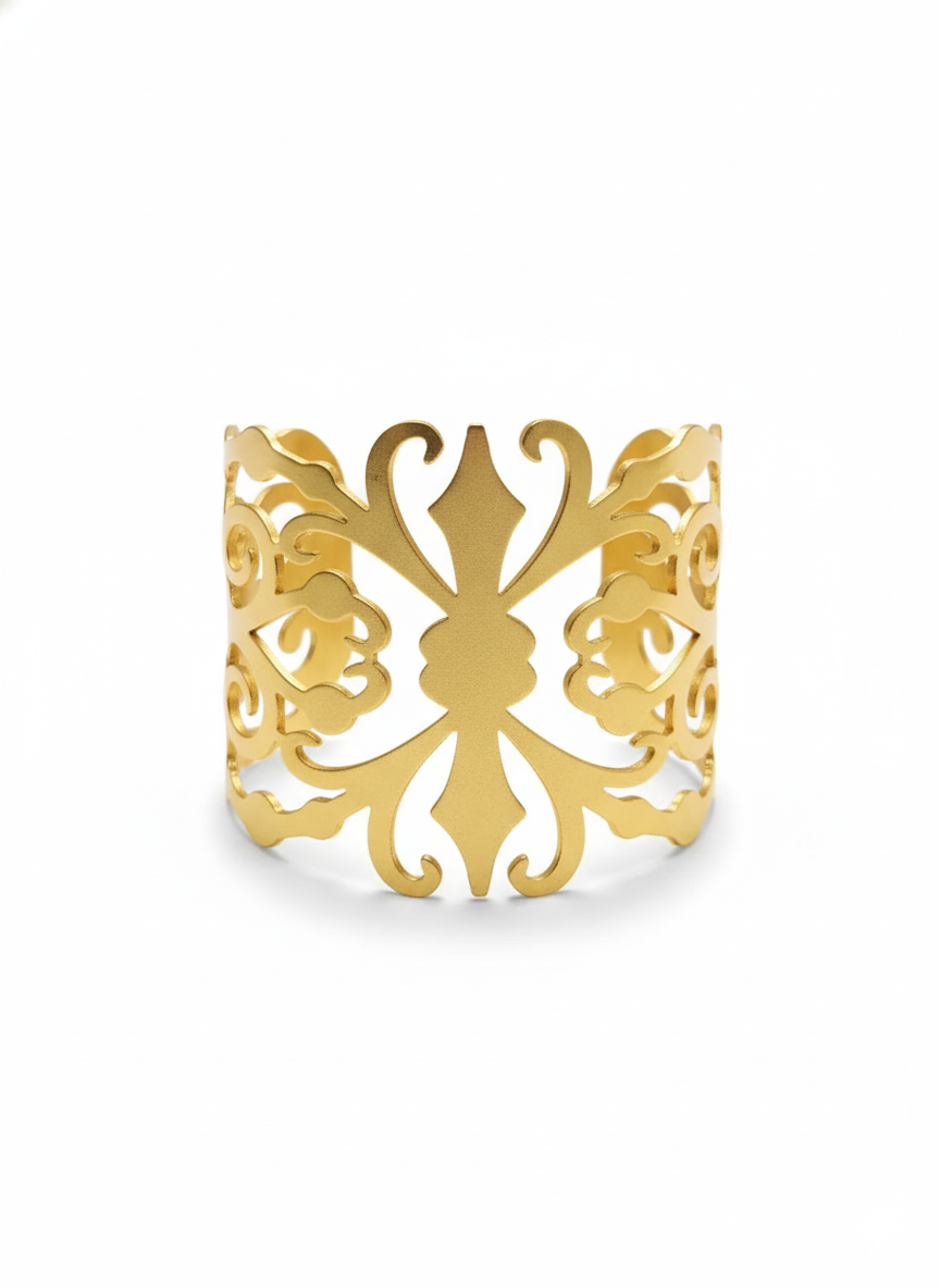 The Monarch Majesty Cuff 2