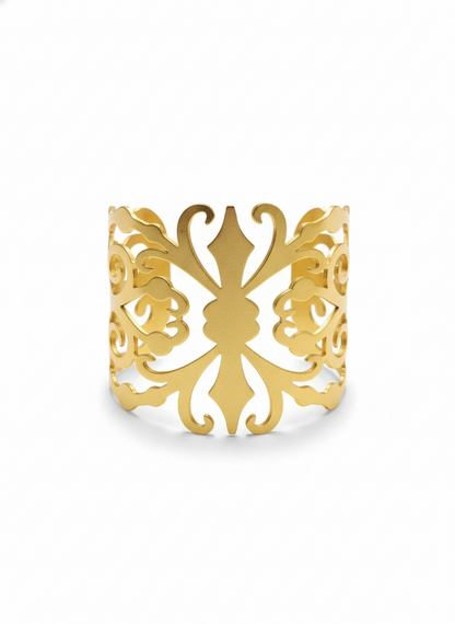 The Monarch Majesty Cuff 2