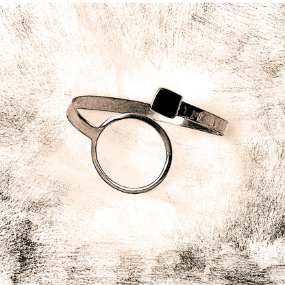 Gaze Catcher Bracelet